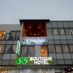 S8 Boutique Near Klia 1 & Klia 2 Сепанг